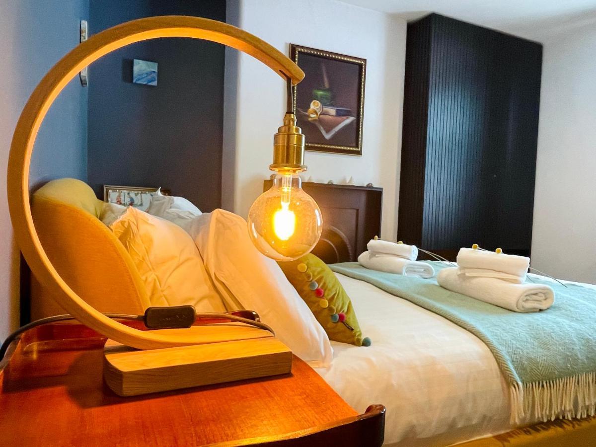 Stylish 2-Bedroom Townhouse Next To Brighton Station Экстерьер фото