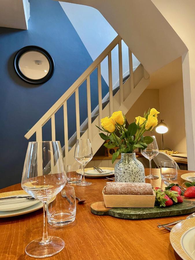 Stylish 2-Bedroom Townhouse Next To Brighton Station Экстерьер фото